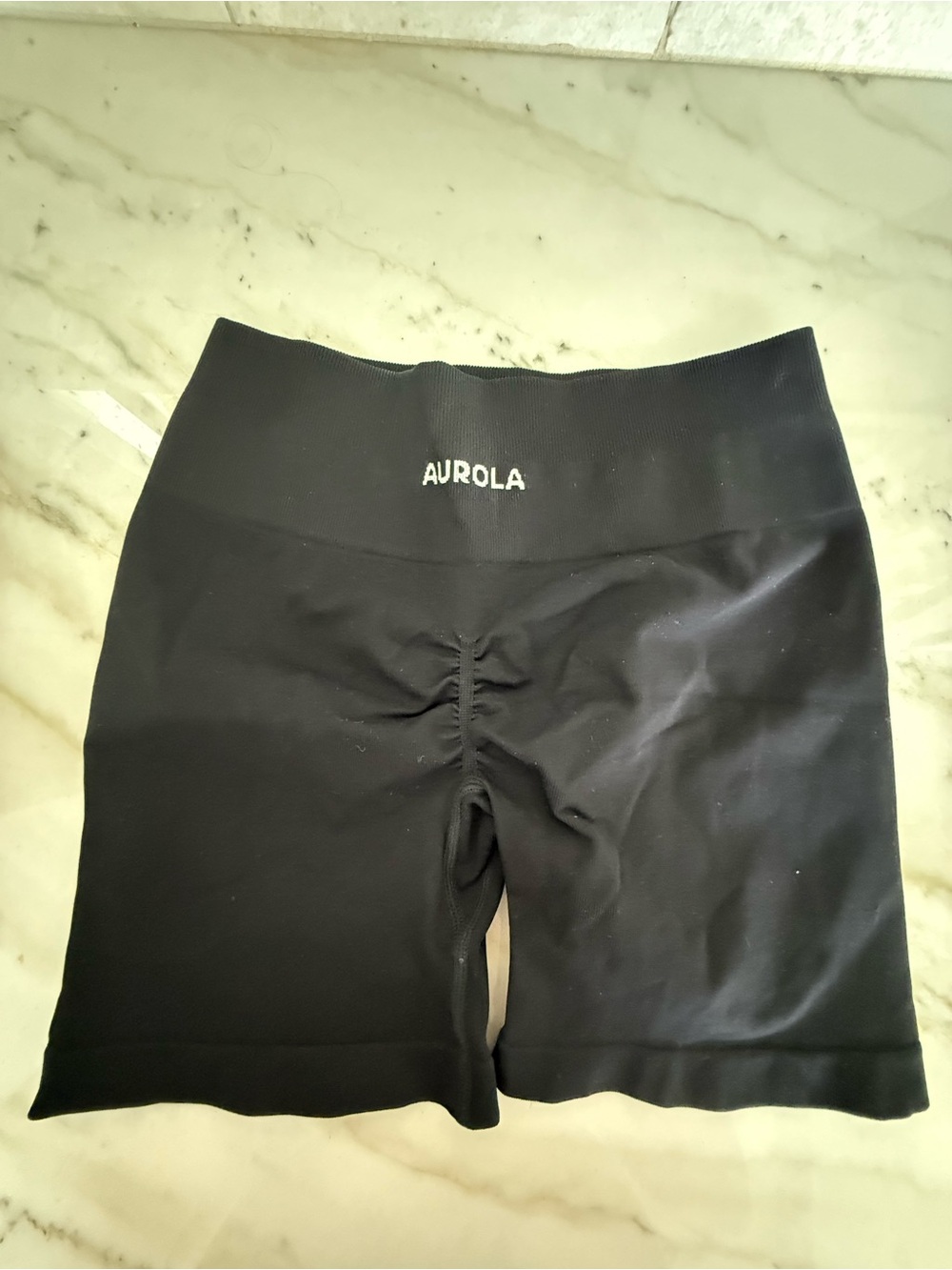 Aurola- Women's Black Seamless Bike Shorts- Size M
